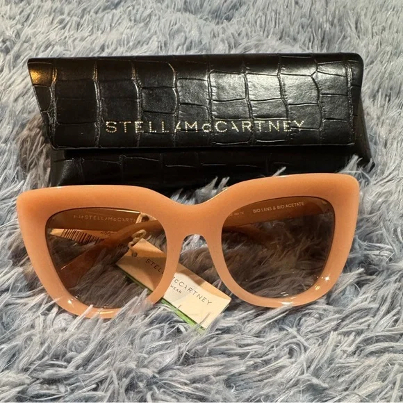 NWT Stella McCartney Beveled Cat-Eye Sunglasses in Milky Nude display picture 1
